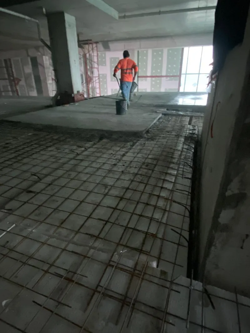 Foto 7 de Estructura para Losa de Bolos La Jungla Bownling, Pacific Center